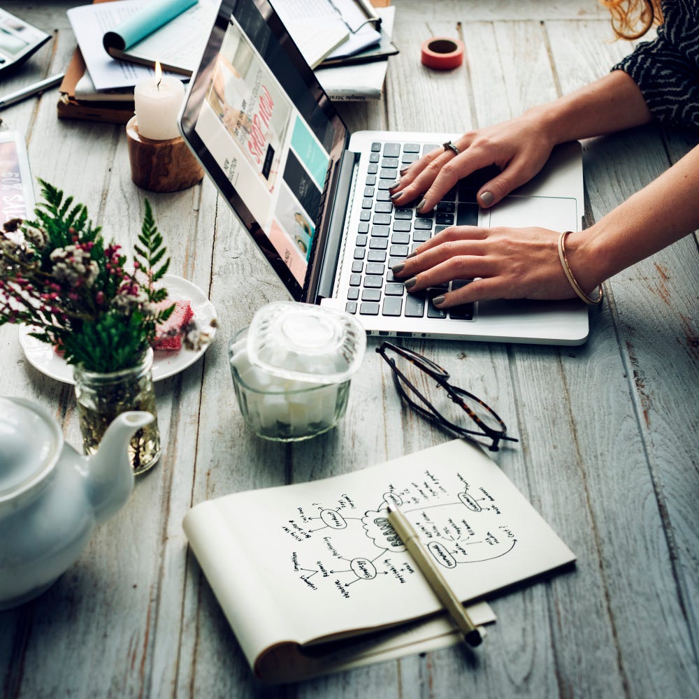 What Are the Key Factors to Identify the Best Digital Marketing Agencies in Delhi? | by Jai Veeru Creatives | Jun, 2025 | Medium