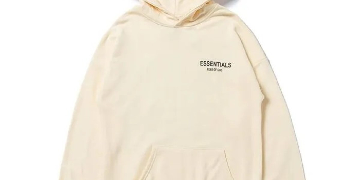 Essentials Hoodies: The Pinnacle of Minimalist Streetwear