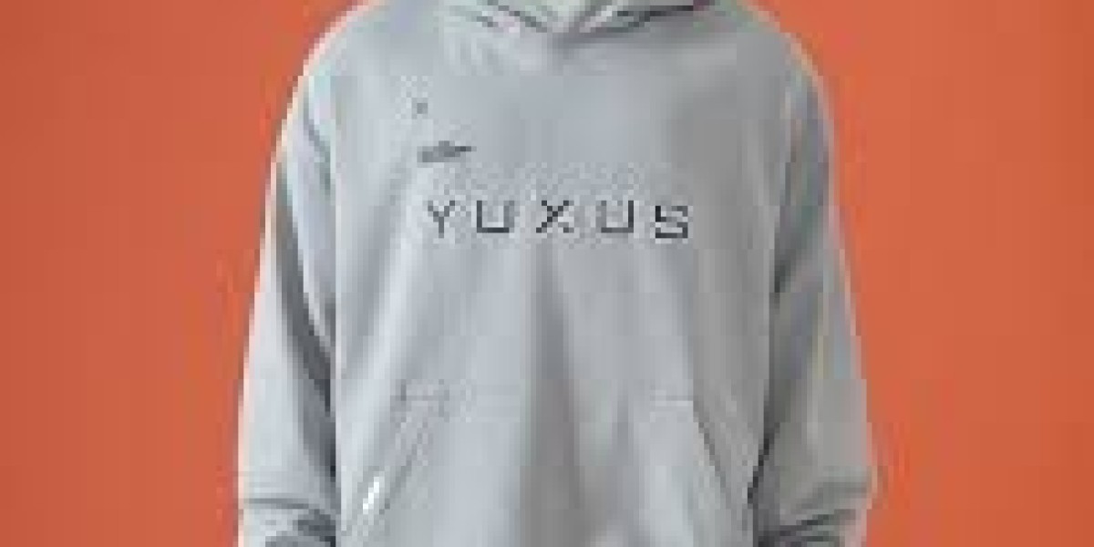 Yuxus Brand: La Marca que Marca Tendencia en la Moda Urbana