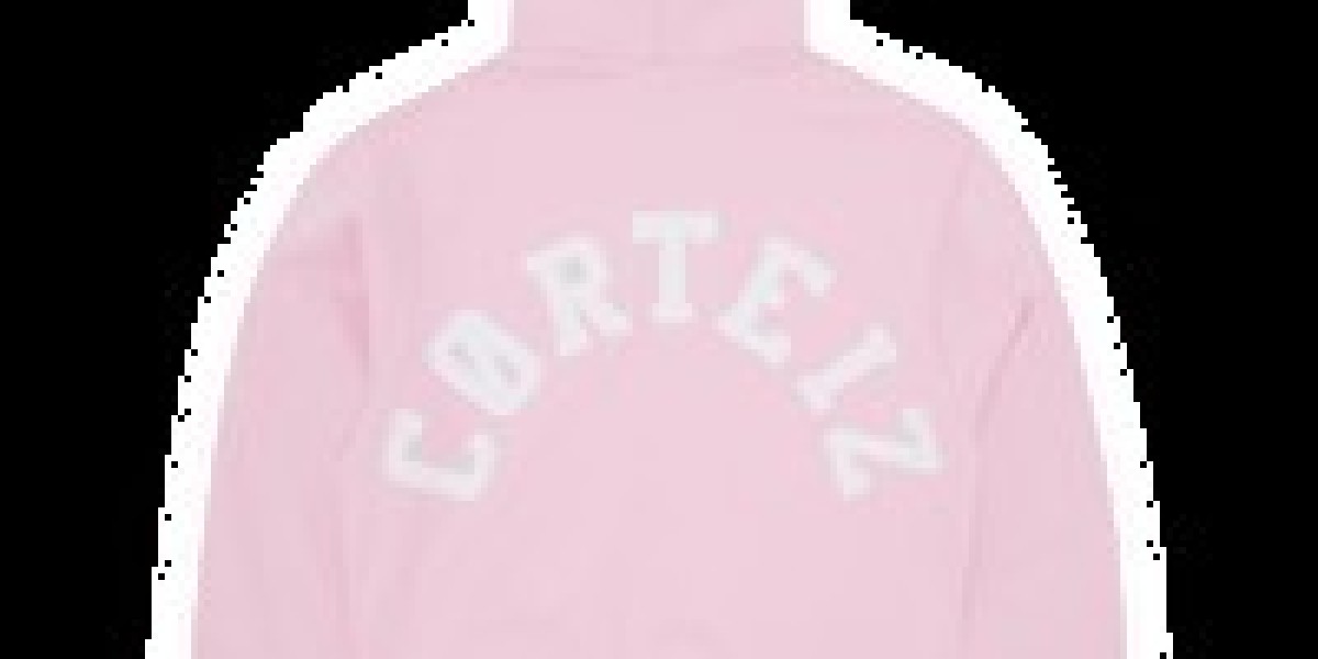 A Revolution in Fabric: The Rise of the Corteiz Tracksuit
