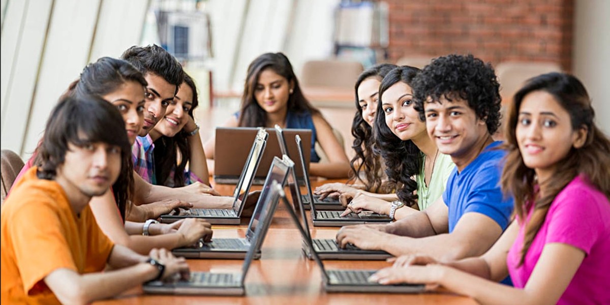 B.Sc. in Data Science at Wisdom College for Creativity & Design, Lucknow
