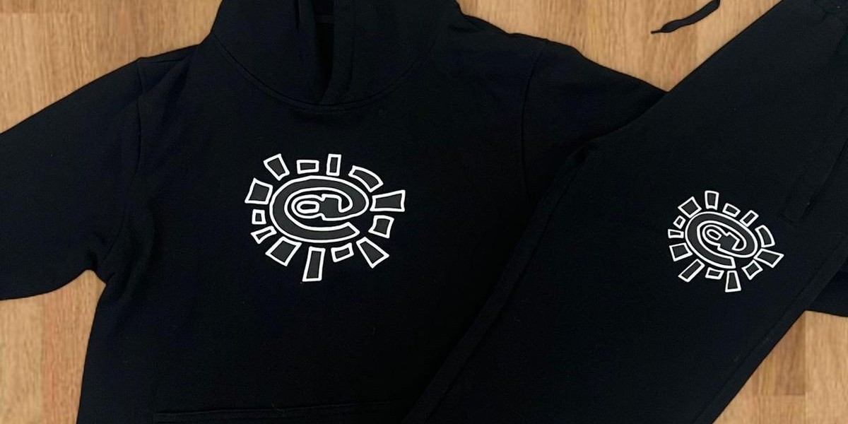 The Fabric of Cool: How Adwysd Clothing Sets the Standard