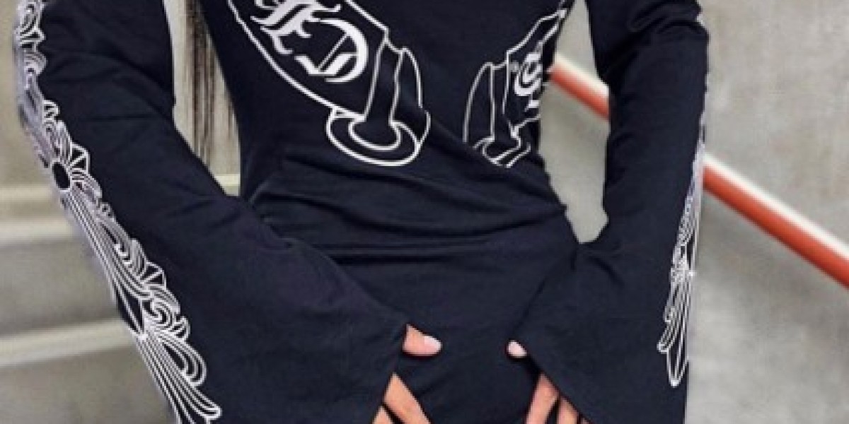 Why Do So Many People Keep Talking About Chrome Hearts Jeans?