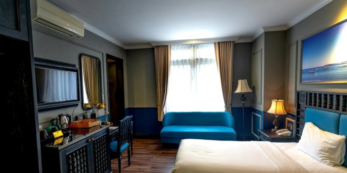 Top 10 Factors to Consider Before Booking a Hotel Online