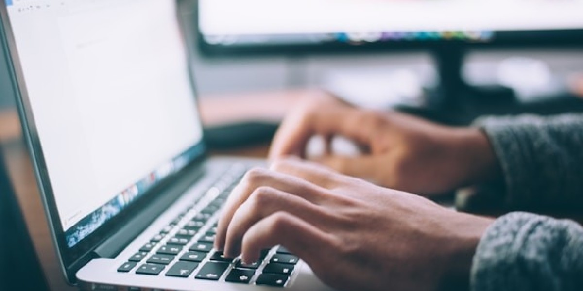 6 Marketing Groups That Can Expand Your Network and Sharpen Your Skills